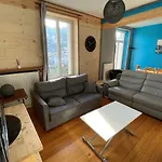 Bright Nest With Mountain View In