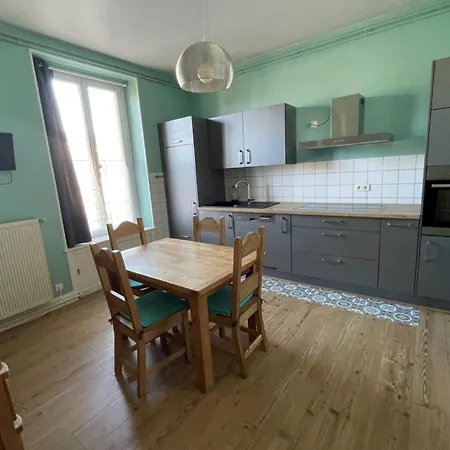 Bright Nest With Mountain View In