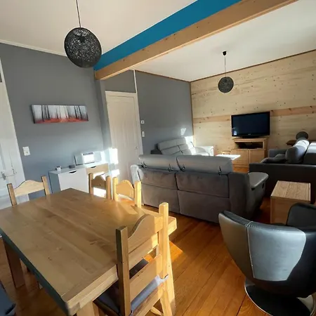 公寓 Bright Nest With Mountain View In *