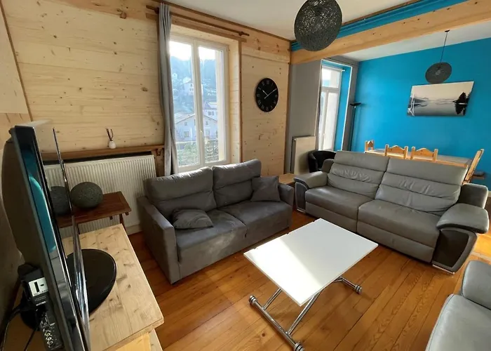 Bright Nest With Mountain View In