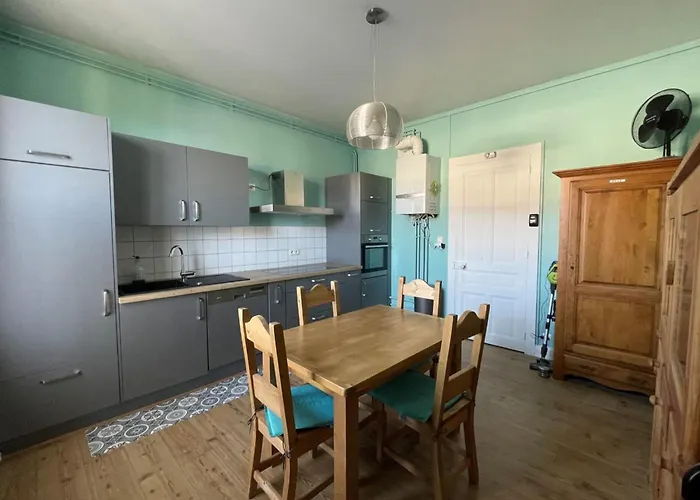 Bright Nest With Mountain View In Apartment Gérardmer