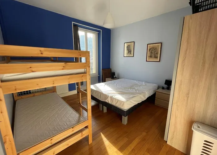 Bright Nest With Mountain View In